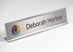 Plaque OEM 제품의 노화 저항성은 무엇입니까?